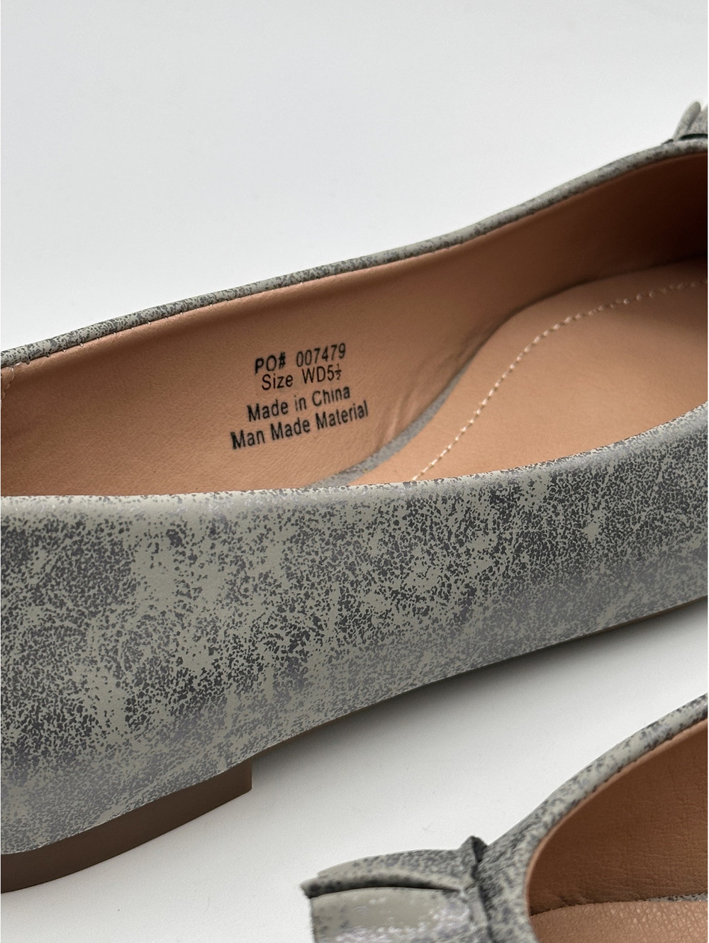 Journee Collection WD-Judy Pewter Ruffled Pointed Toe Flats - Picture 3 of 5